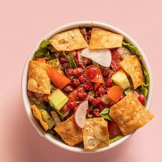 Fatooshinha (Small Fatoosh Salad)