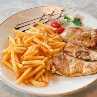 Pileće belo na žaru