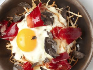 Huevos Rotos Trufados