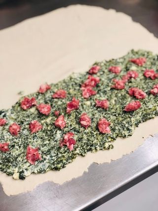 Crescione erbette, ricotta e salsiccia