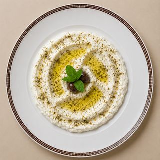 Лебне с и без чесън