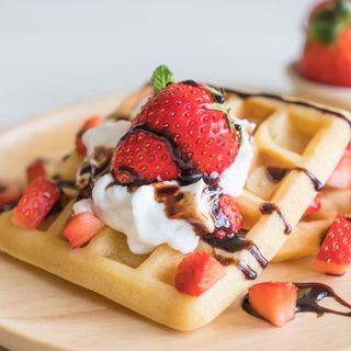 Waffle con Nutella e fragole