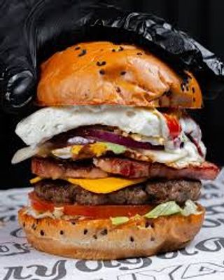 Hamburguesa Callejera Con Bebida Y Papas