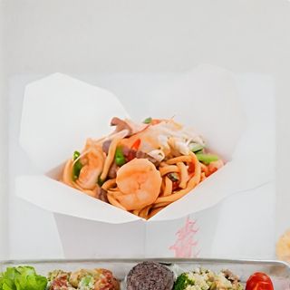 Wok с морепродуктами