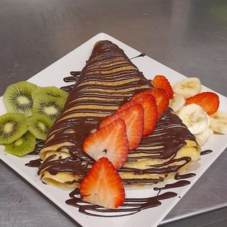 57. FANCY Proteinska palačinka sa proteinskim kremom i voćem