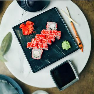 Ролл "Калифорния маки" (10 шт.)