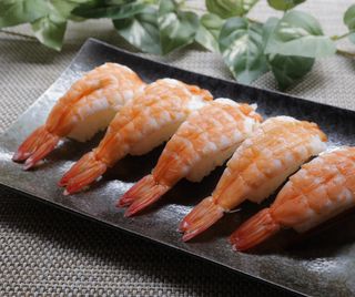 47.Nigiri gamberi cotti