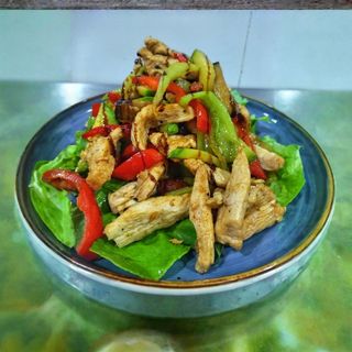 Piletina, bademi i povrće porcija 450 gr