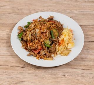 Makaron sojowy z wołowiną