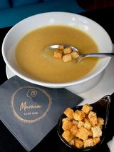 Картофена крем супа с крутони (300г)