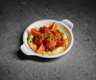 მითბოლი ქათმის ტომატის სოუსში