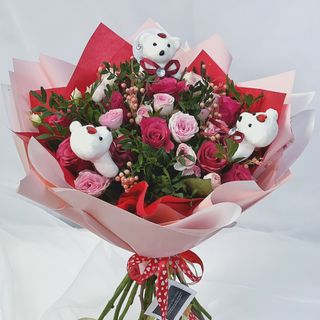 Buchet Ursi si trandafiri 