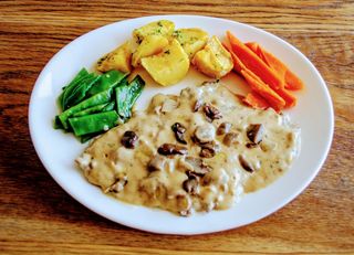 Escalopines con funghi porcini