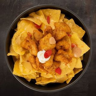 Nachos & pollo frito