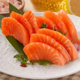 Sashimi salmone  6pezzi