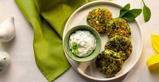 Crispy Spinach Patties /Хрупкави спаначени кюфтета 