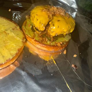 Hamburguesa Mexicana (180 G.)