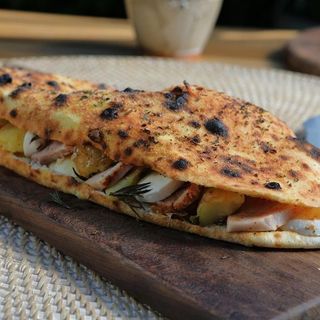 VEGE TOPLI PIZZA  SENDVIČ