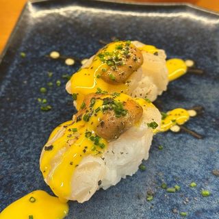 Niguiri Vieira con Foie ( 2 unidades )