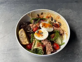 САЛАТ З ТУНЦЕМ (330g)