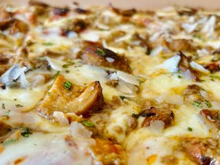 Ragu Mistret Roman Pizza ( 40 x 30cm ) ~ 1000g 