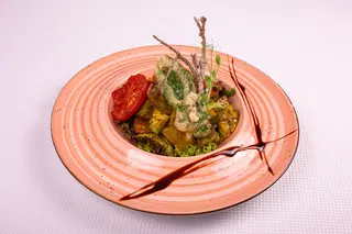 Салат з овочів гриль під соусом Песто (240г)