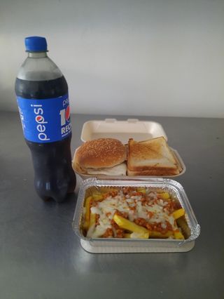 oferta 1 hamburguesa+sandwich