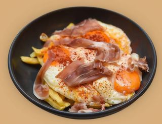 Ovos Rotos  com Presunto