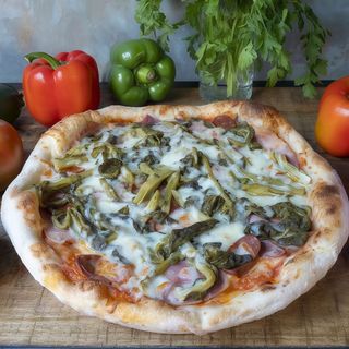 Pizza De Lacón Grelos Y Chorizo