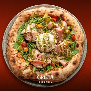 Pizza burrata 30 cm.