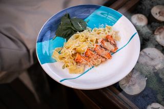 Паста фетучіні з лососем