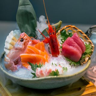 124. Sashimi moriawase-12 pezzi