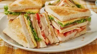 Sándwich Club House