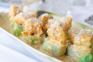 Maki roll bogavante con ensalada césar (NUEVO)