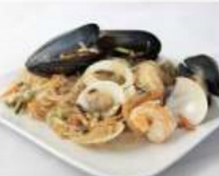 154/ Spaghetti di soia e misto mare