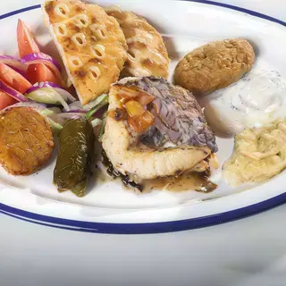 Plato Combinado A-Pollo Veggie