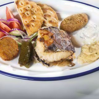 Plato Combinado A-Pollo Veggie