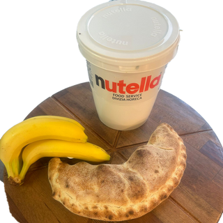 Calzone cu Nutela și Banane
