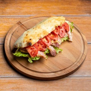 Sendvič sa dimljenom piletinom