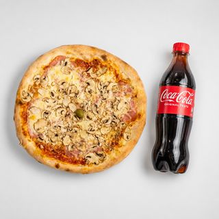 Pizza Capricciosa + Coca-Cola 0.5l