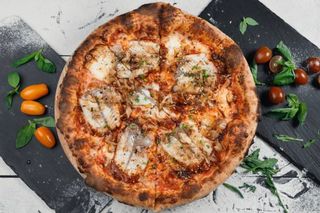 Піца з вугрем і страчателою 