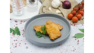 Snitel parizian din piept de pui 150g