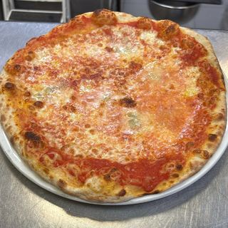 Pizza 4 Formaggi (33 cm.)