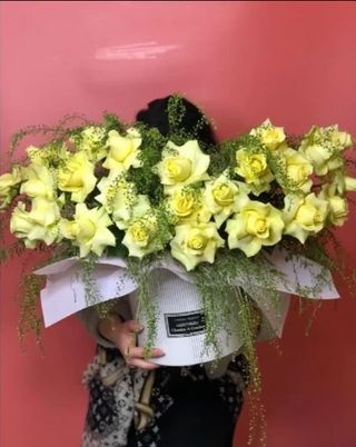 Композиция из голландских роз (25 шт.)