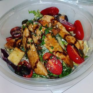 Pileća salata