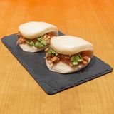 Baos de pulled pork o  cerdo "baja temperatura".