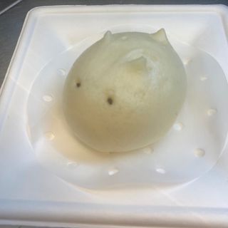 Dolce al vapore bianco