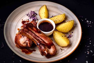 Coaste de porc la coptor afumate