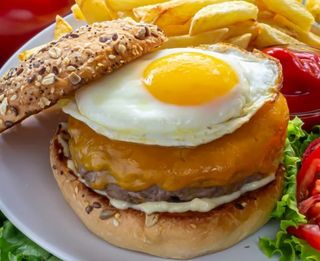 Hamburguesa Con Huevo Frito