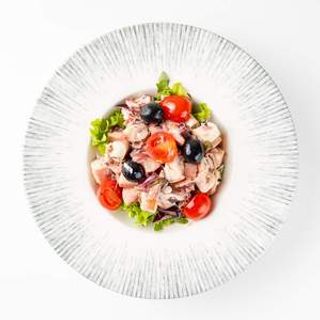 Salata od hobotnice na mediteranski